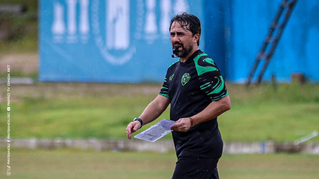 Paysandu x São Raimundo-RR – Luizinho Lopes no comando