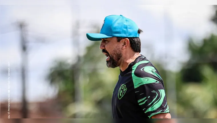 paysandu – tecnico luizinho lopes Luizinho Lopes precisa reorganizar o time enquanto aguarda a definição do adversário. | Matheus Vieira/Paysandu