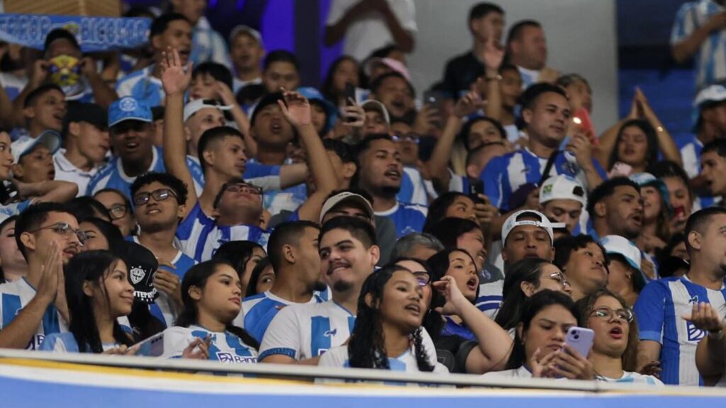 Paysandu x athletico-pr – torcida do papao