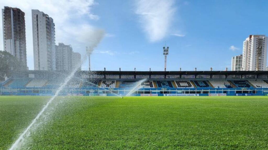 paysandu (12) Curuzu vai viltar em julho!